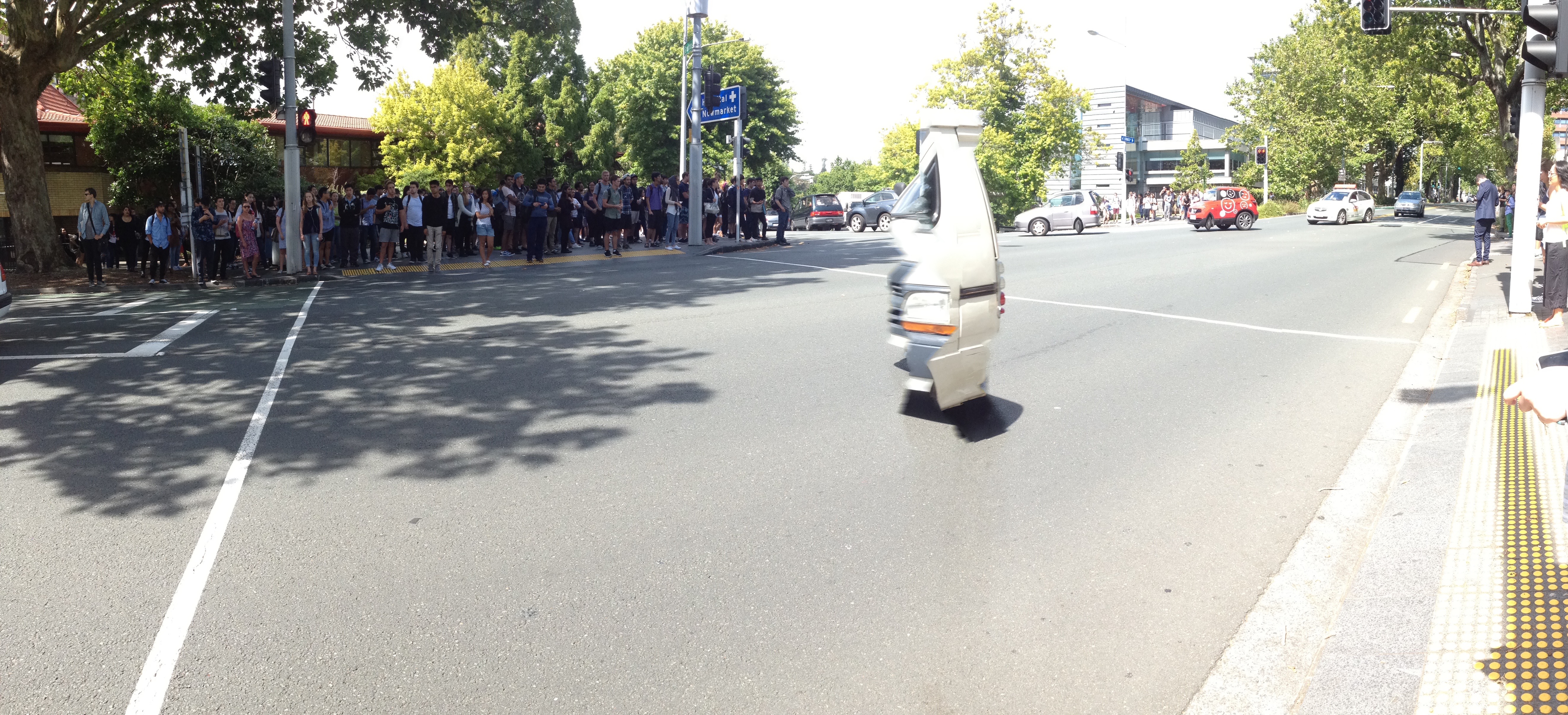 What happens when you panorama the Symonds St crossing